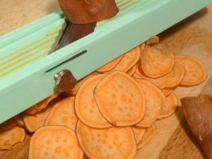 Sliced Sweet potato chips