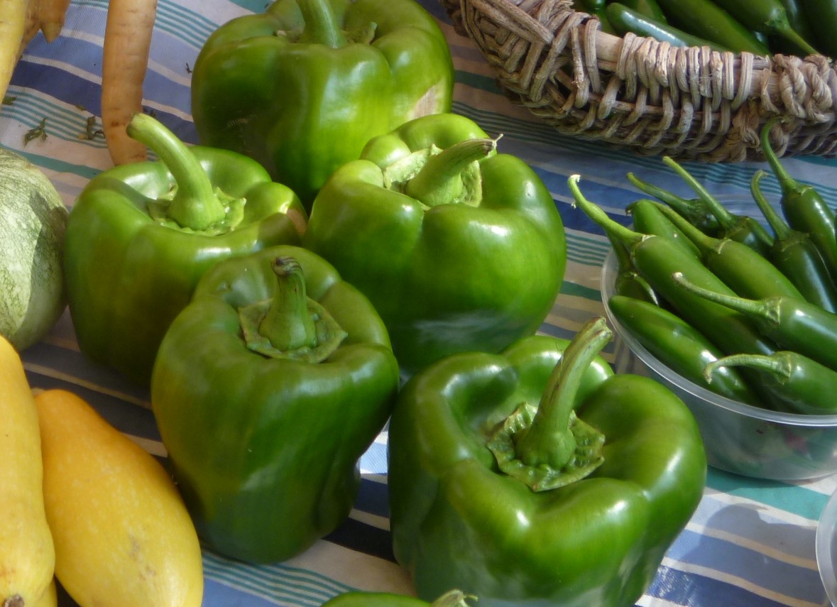 How to cut a green pepper