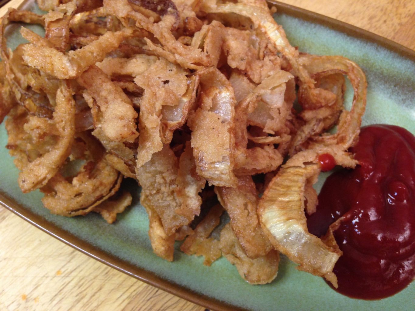 Crispy Fried Vegan Onion Rings